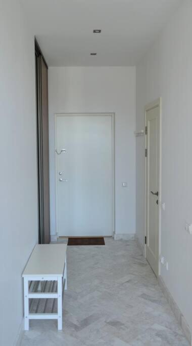 Luxury Apartment With A Balcony And View In Riga Old Town Экстерьер фото